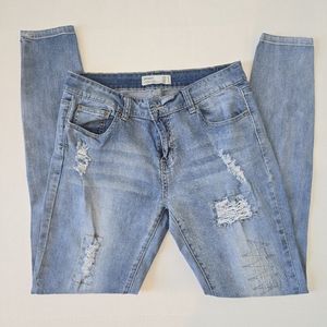 Woman's Light Blue Demin Jean Cotton On. Size 8